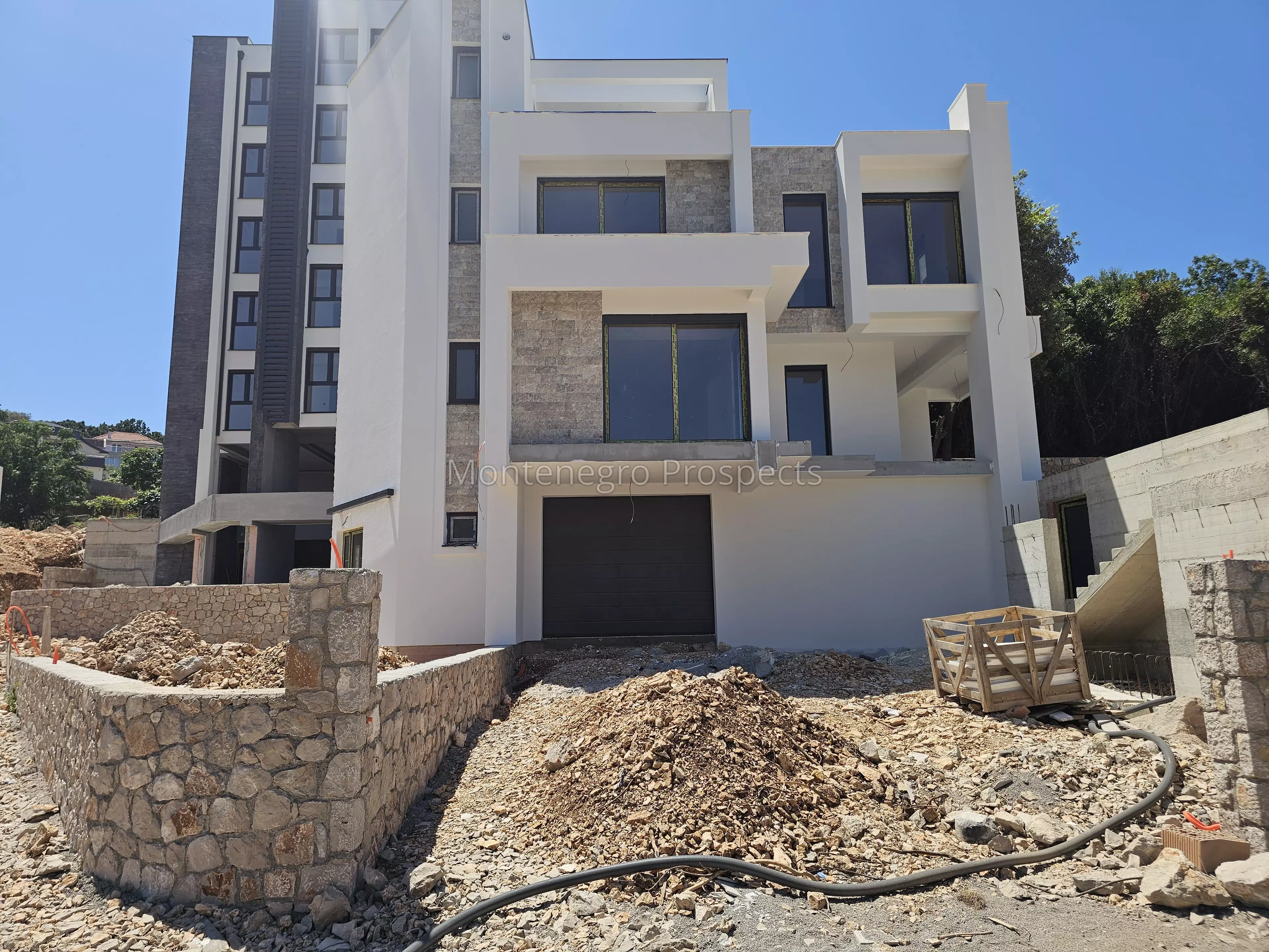 J10286 vila u krucama 21