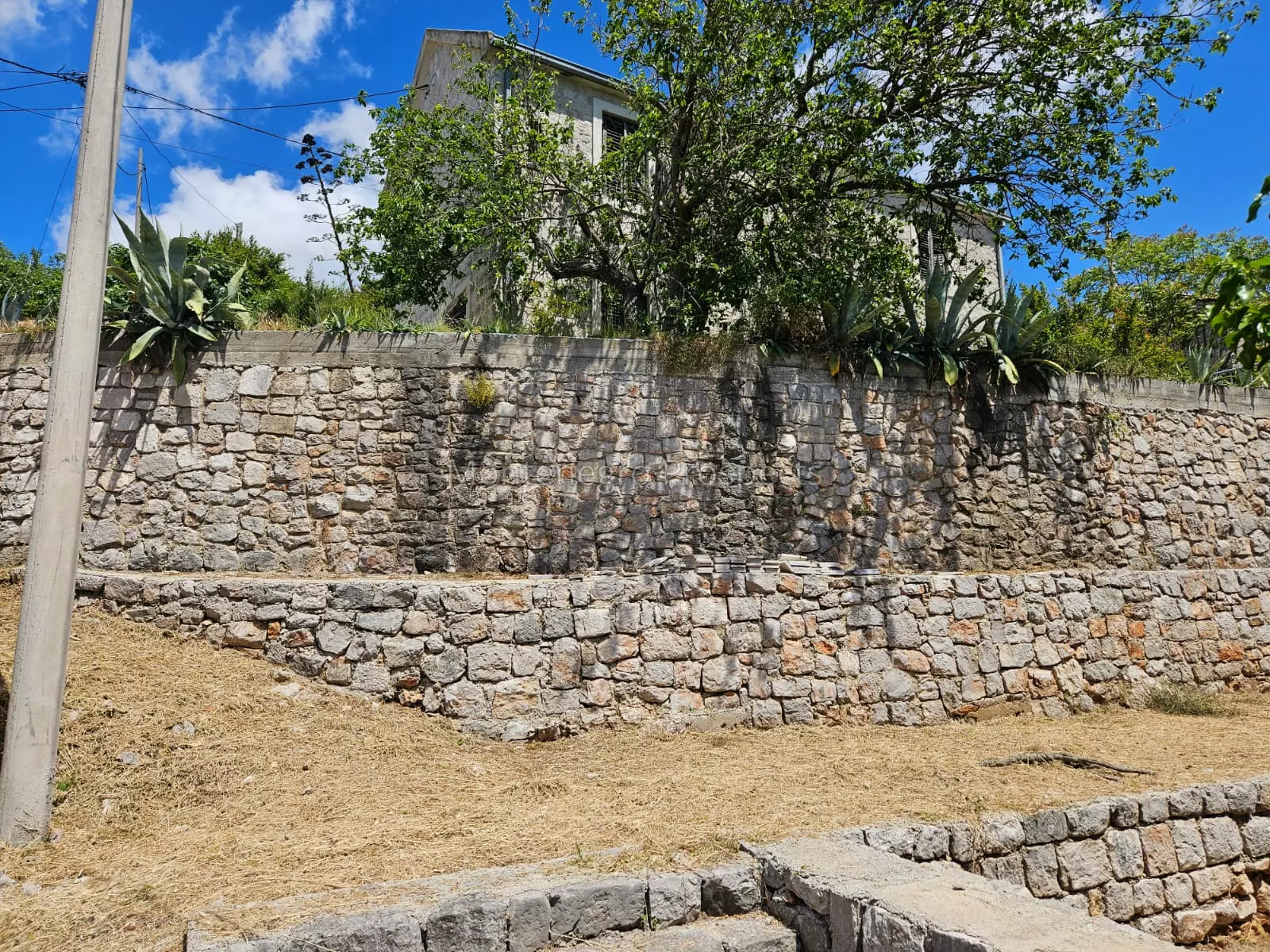 Two level old stone house in zagora 13803 2