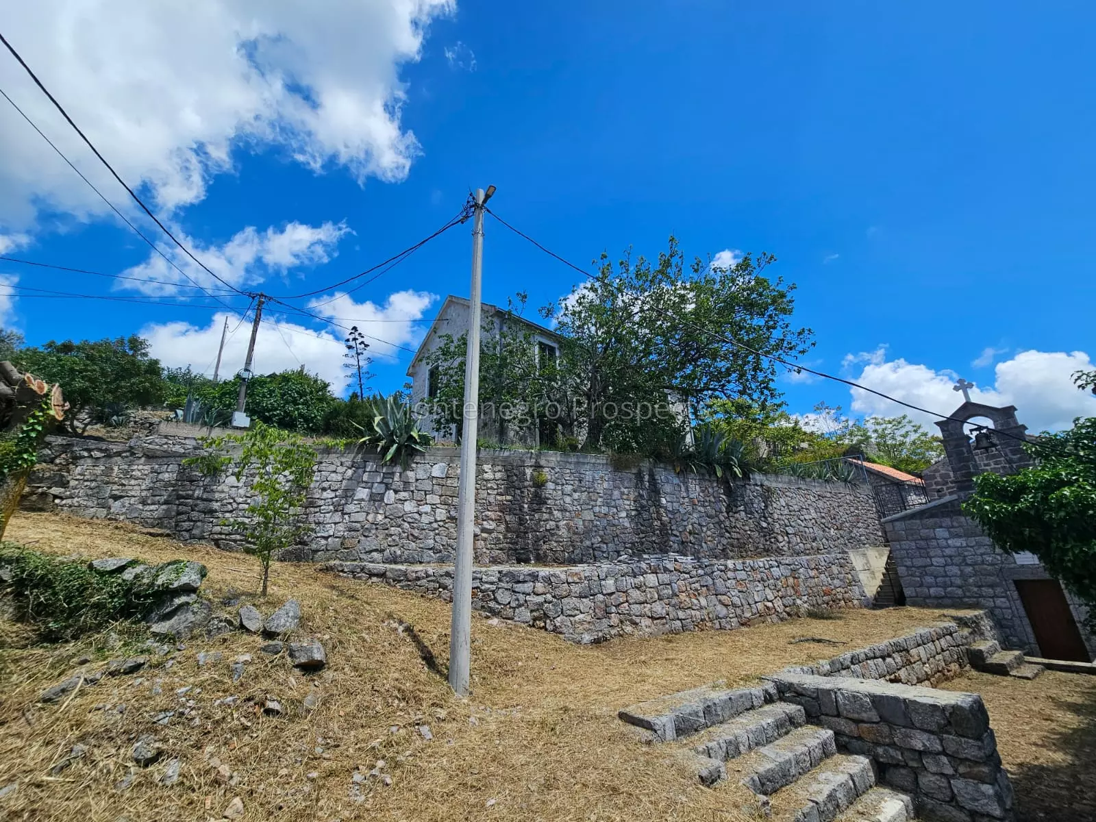 Two level old stone house in zagora 13803 3