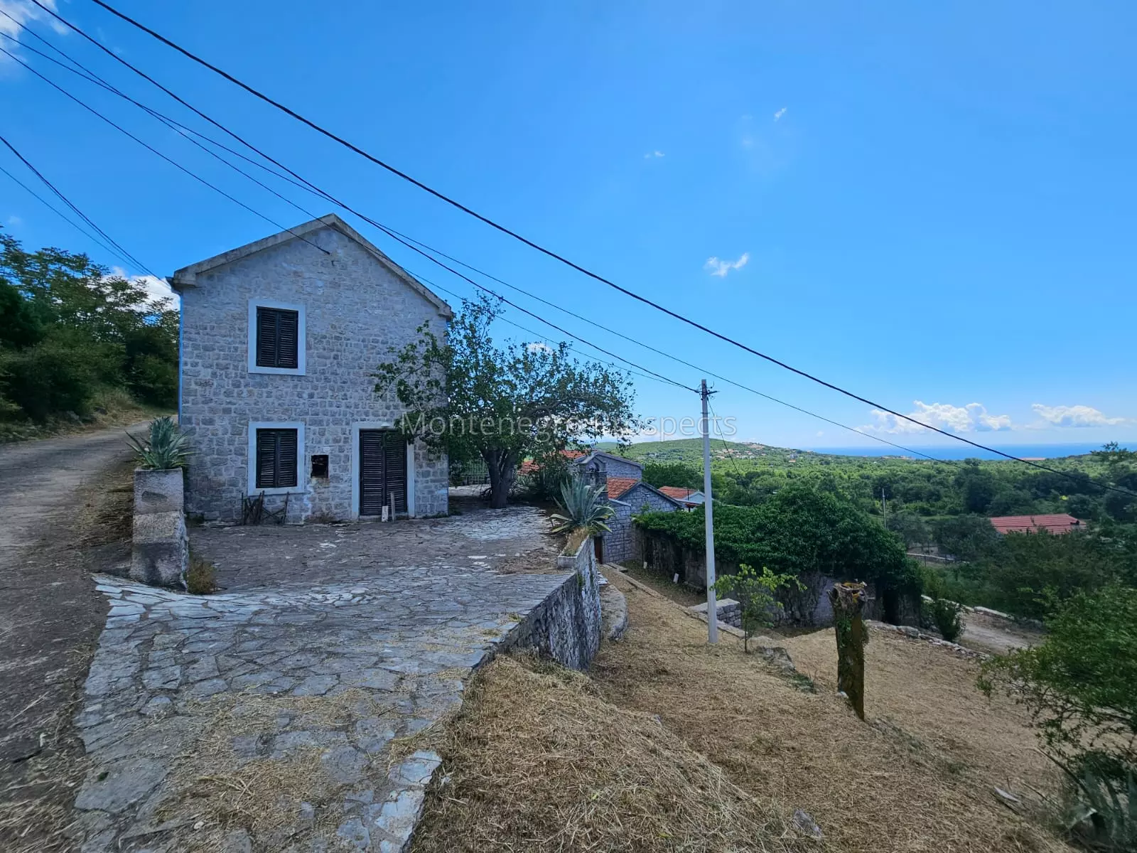 Two level old stone house in zagora 13803 7