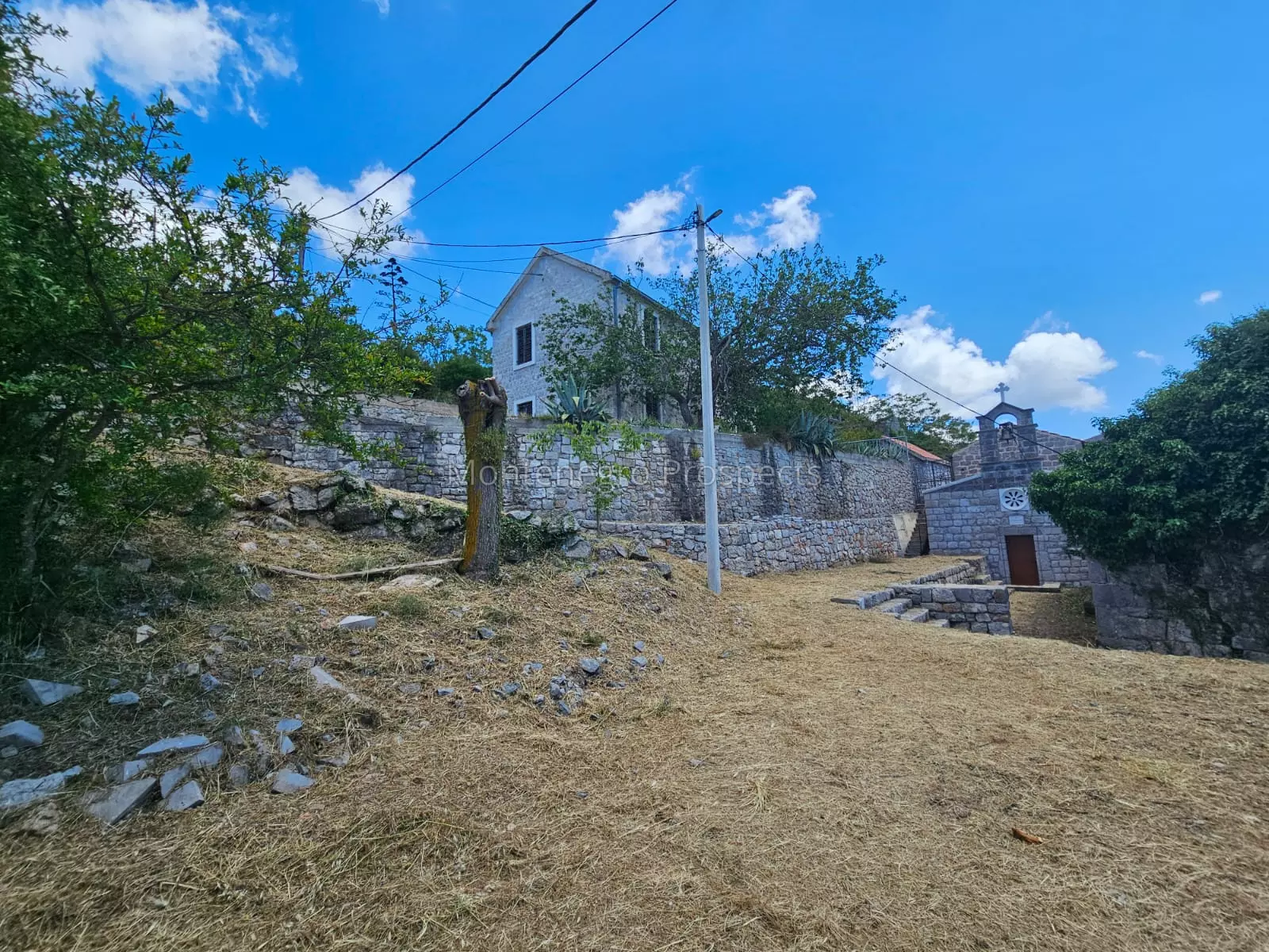 Two level old stone house in zagora 13803 9