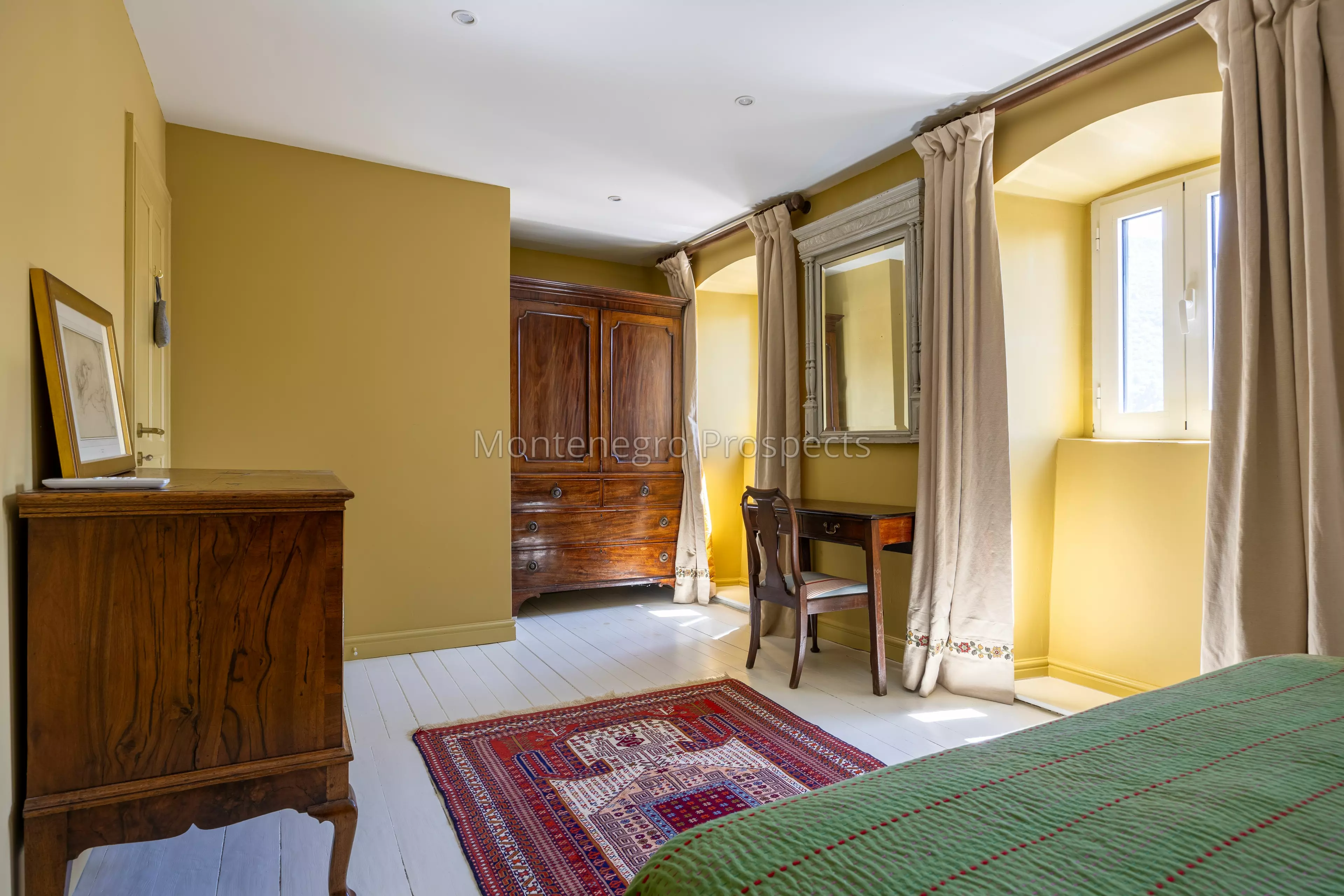 14167 stone house in kamenari 42