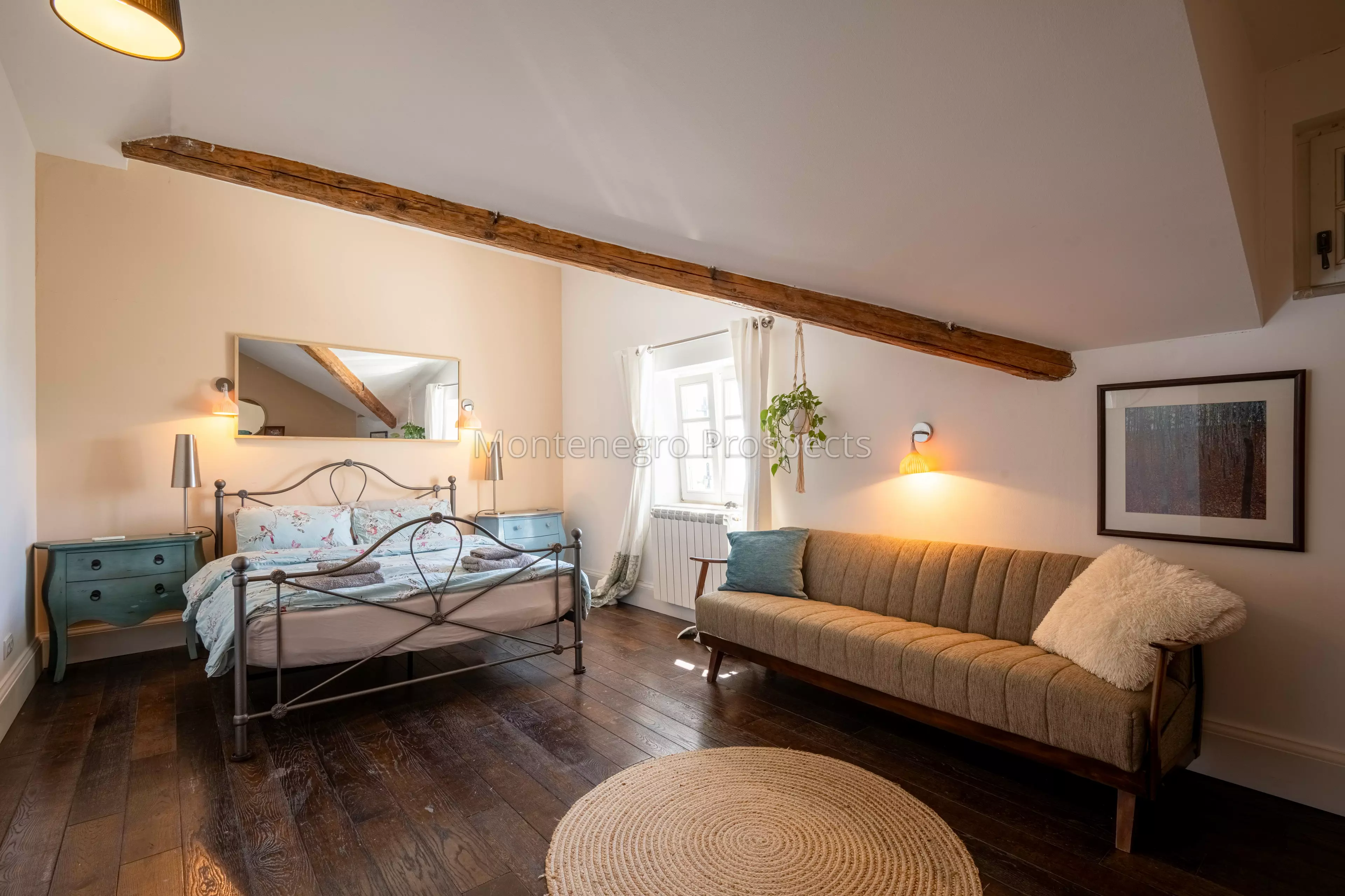 14168 lustica vila for sale 44