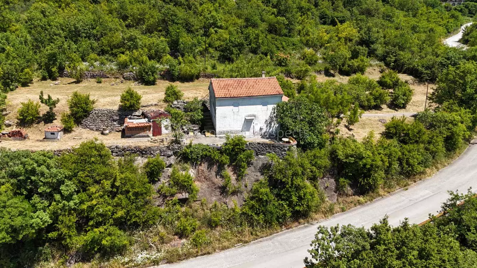 14170 boljevici kuca sa imanjem 14 dron