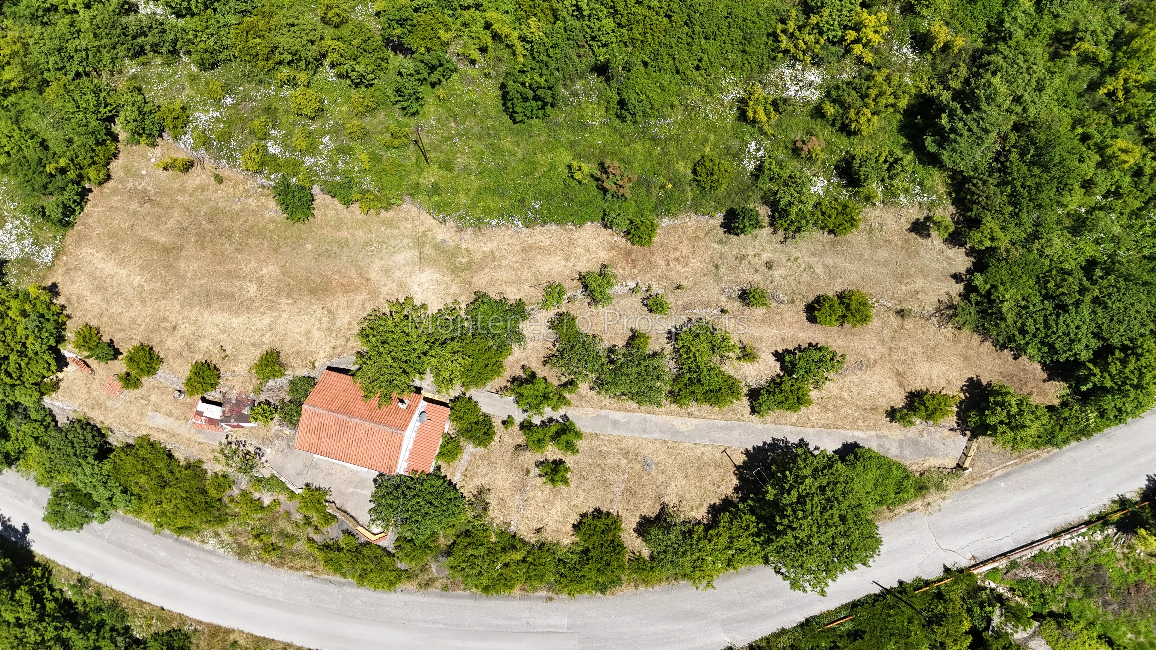14170 boljevici kuca sa imanjem 15dron
