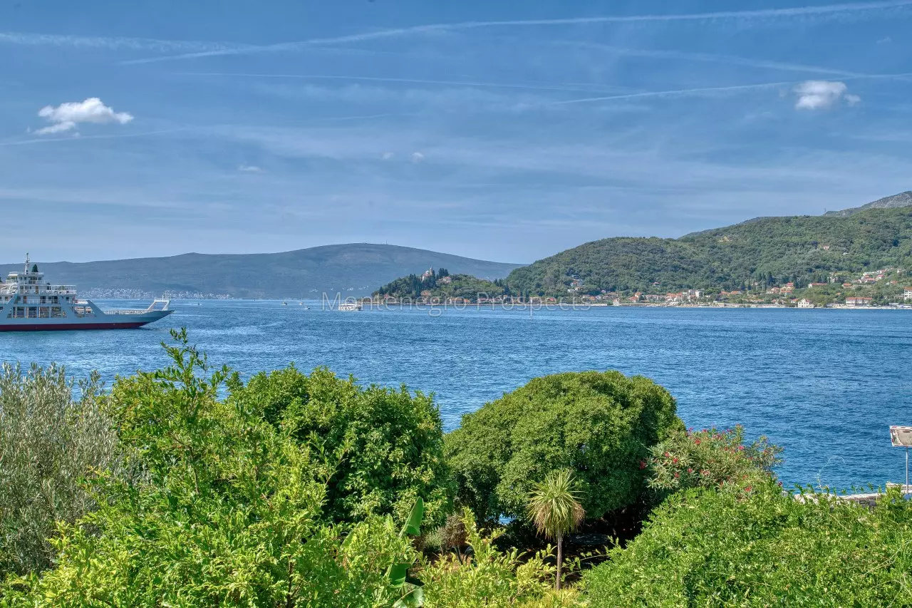 Stone villa on the first line to the sea in lepetani tivat 13822 28