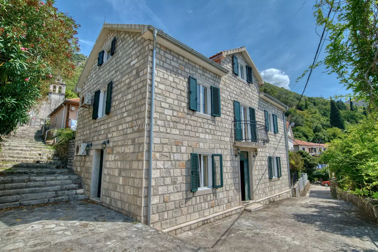 Stone villa on the first line to the sea in lepetani tivat 13822 66