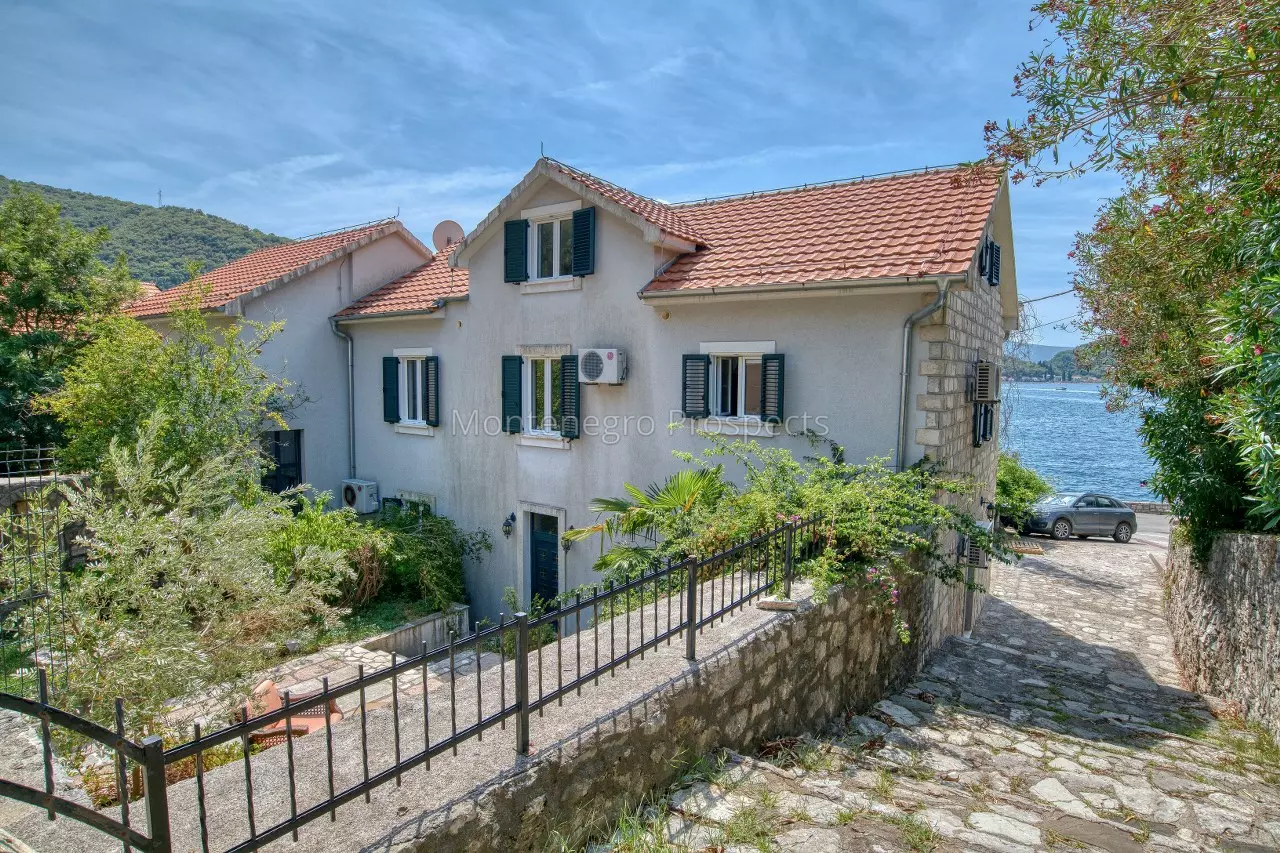 Stone villa on the first line to the sea in lepetani tivat 13822 74