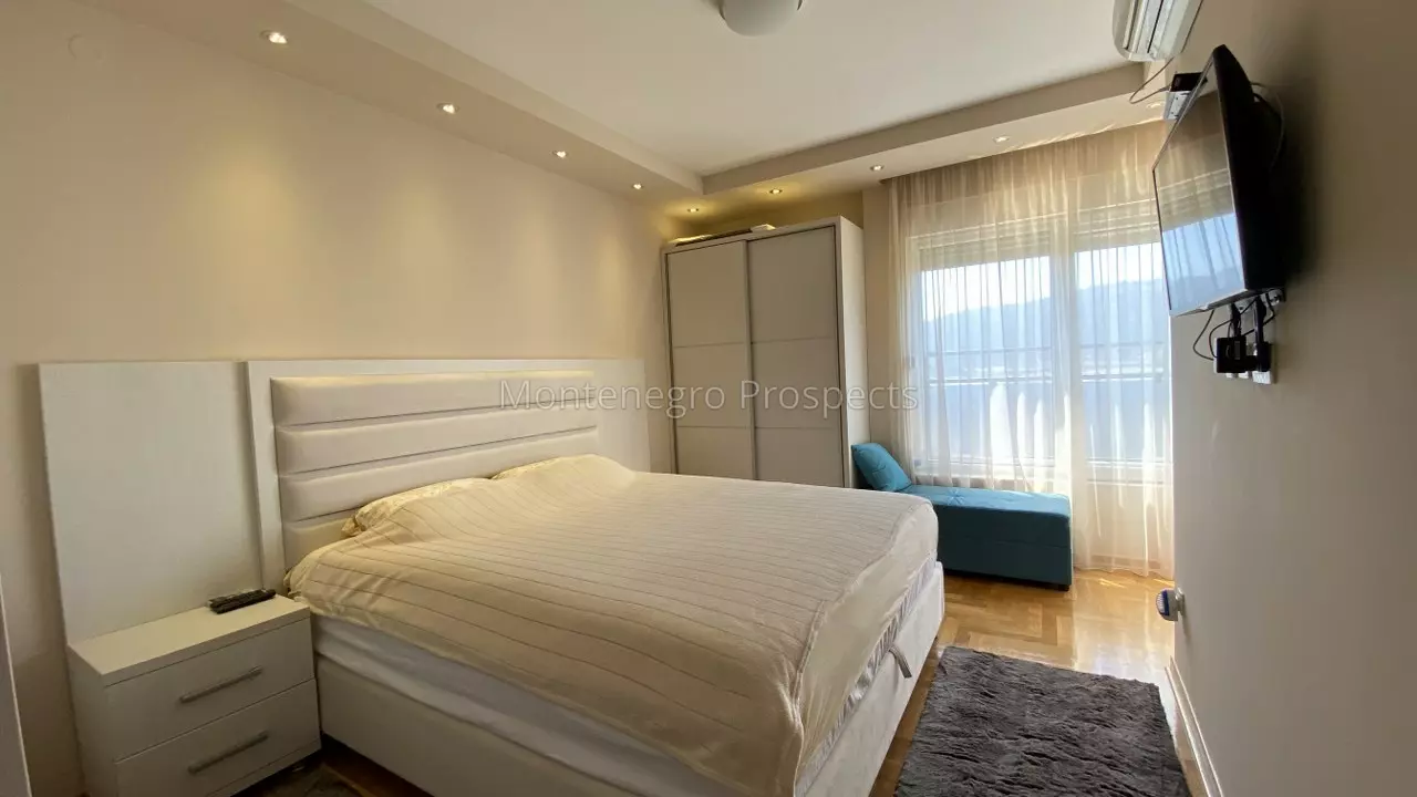 10268 large apartment in bar 20