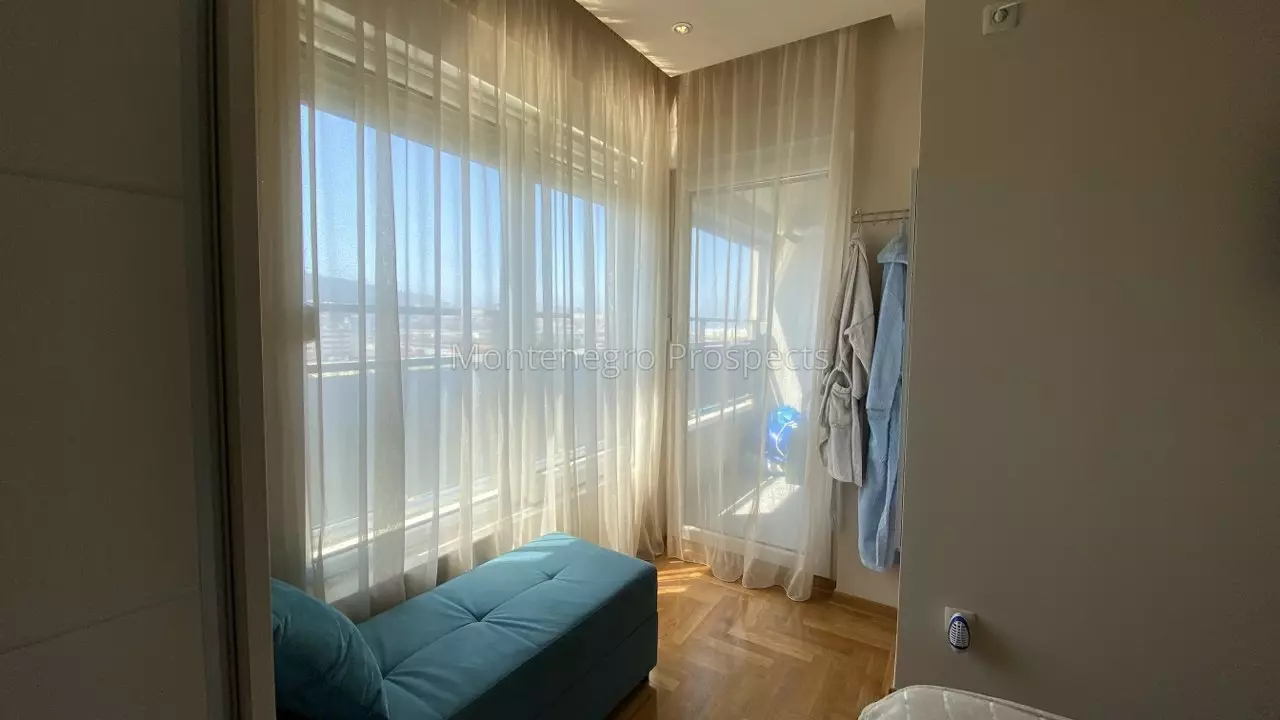 10268 large apartment in bar 21