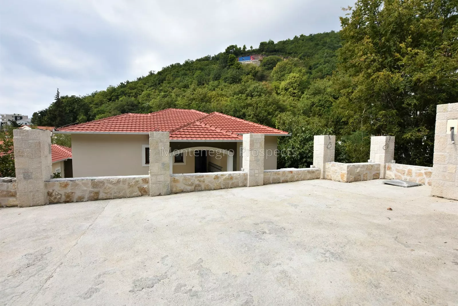 12199 villa in becici 6