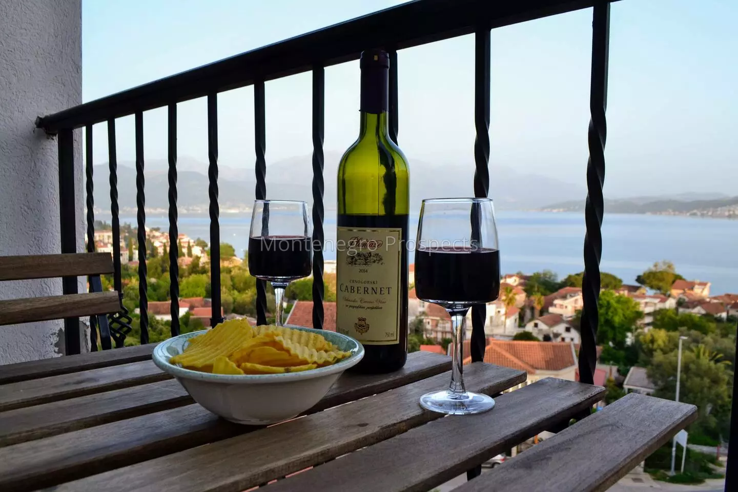14172 djenovici apartment with sea views 40