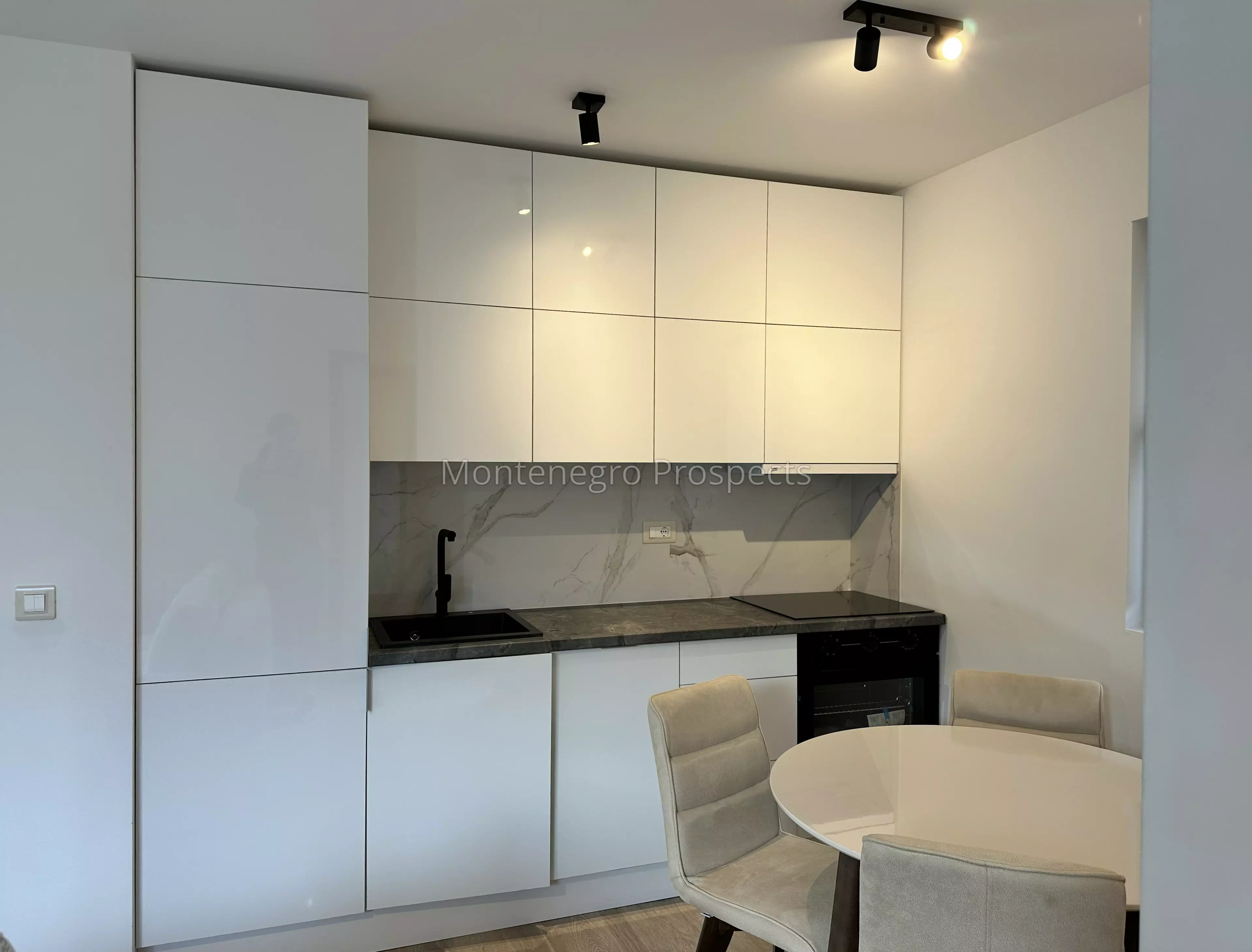 13828 apartment for sale in dobrota 10