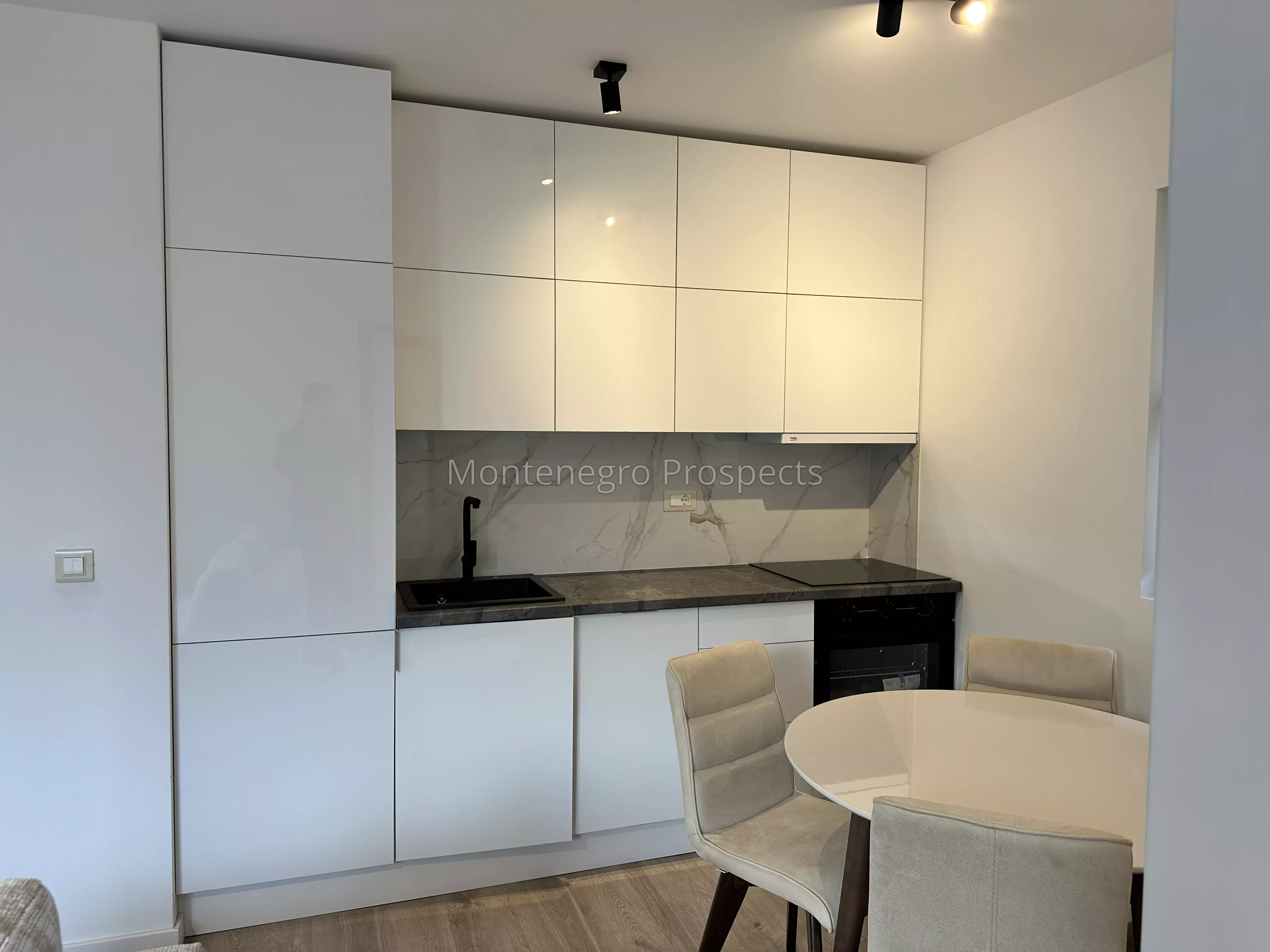 13828 apartment for sale in dobrota 12