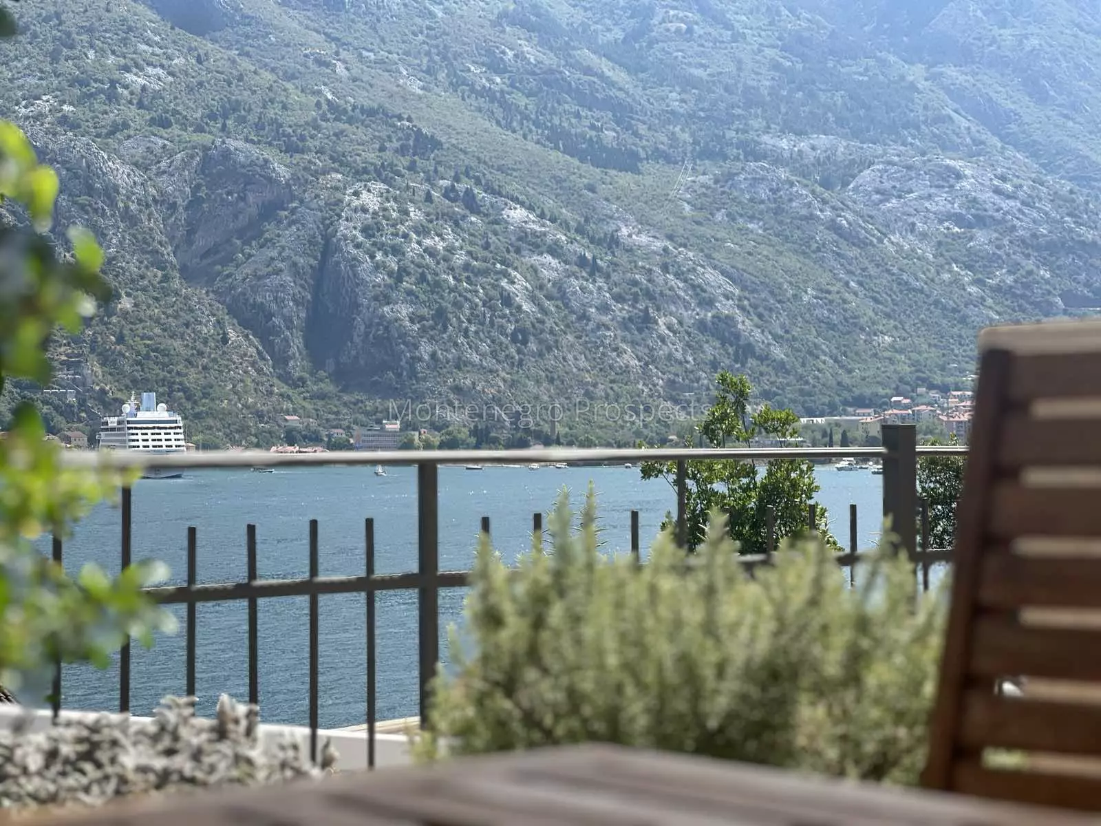 One bedroom apartment with sea views in muo kotor bay 13824 7