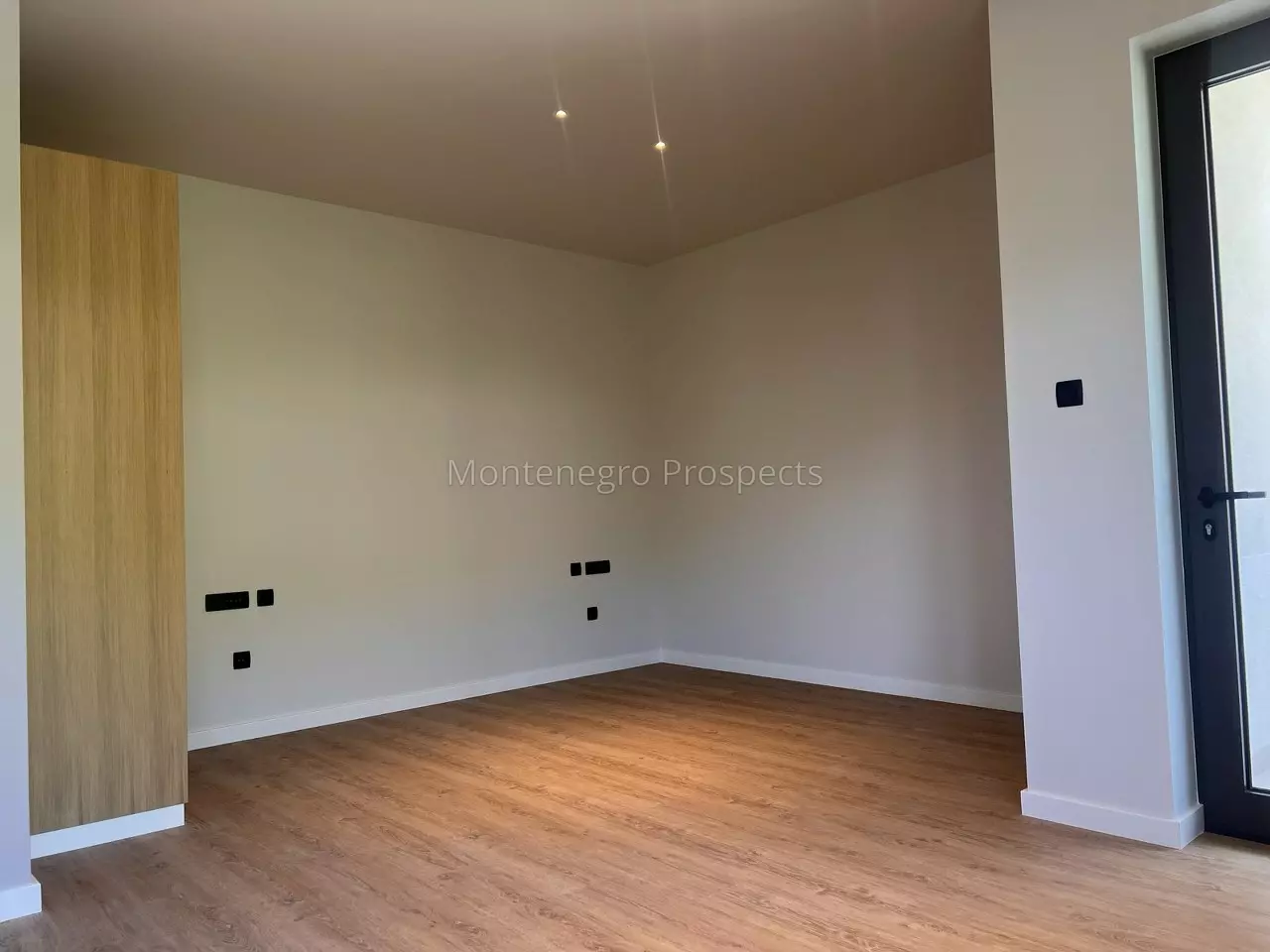 Furnished studio apartment in porto montenegro tivat 13799 1 8