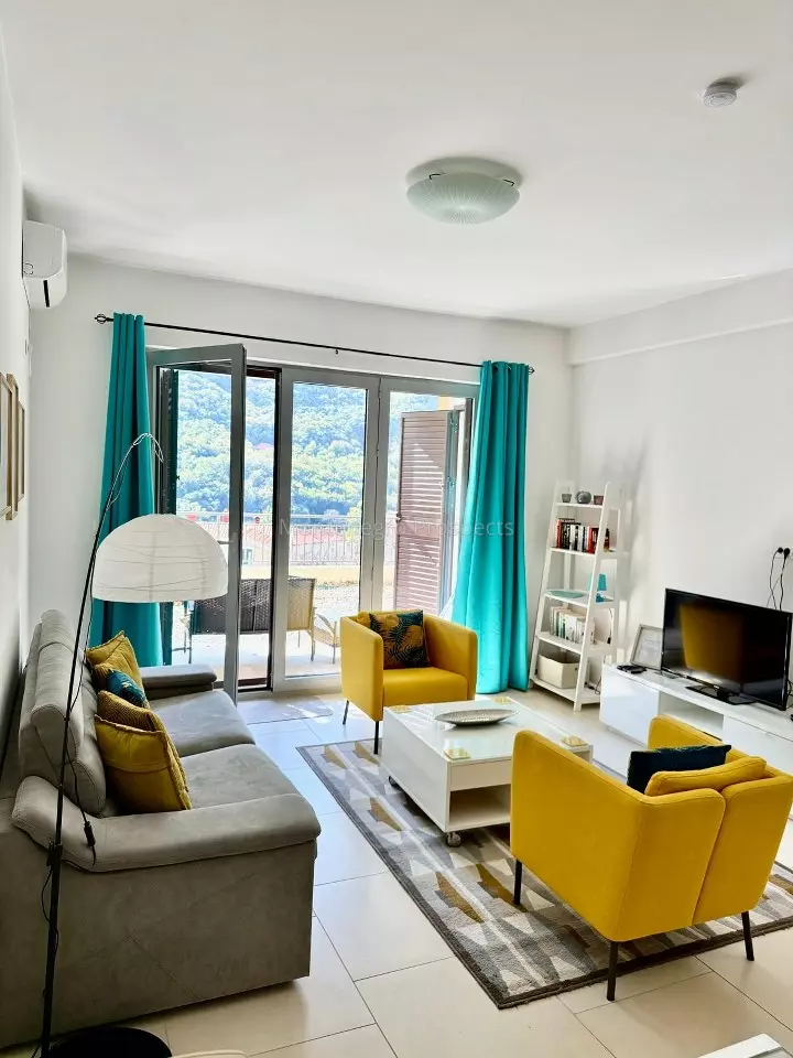 One bedroom apartment with spacious terrace in lavender bay kotor bay 13841 7 720x960