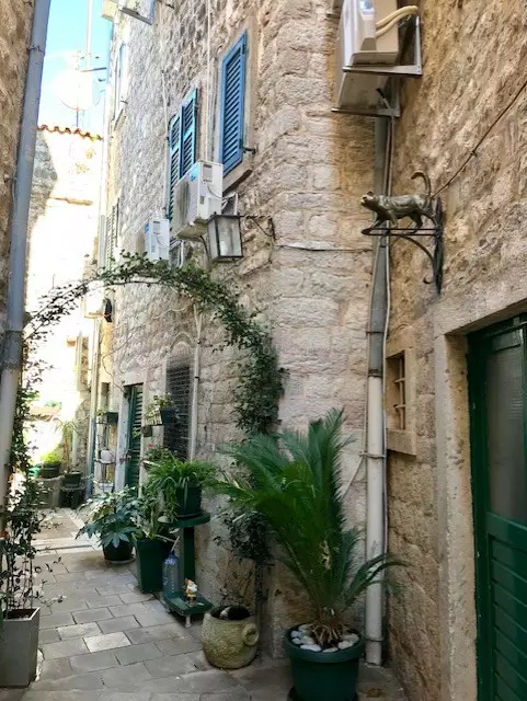 14183 old town apartment for sale 11