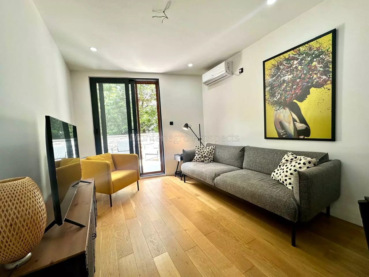 14188 modern apartment in tivat 11