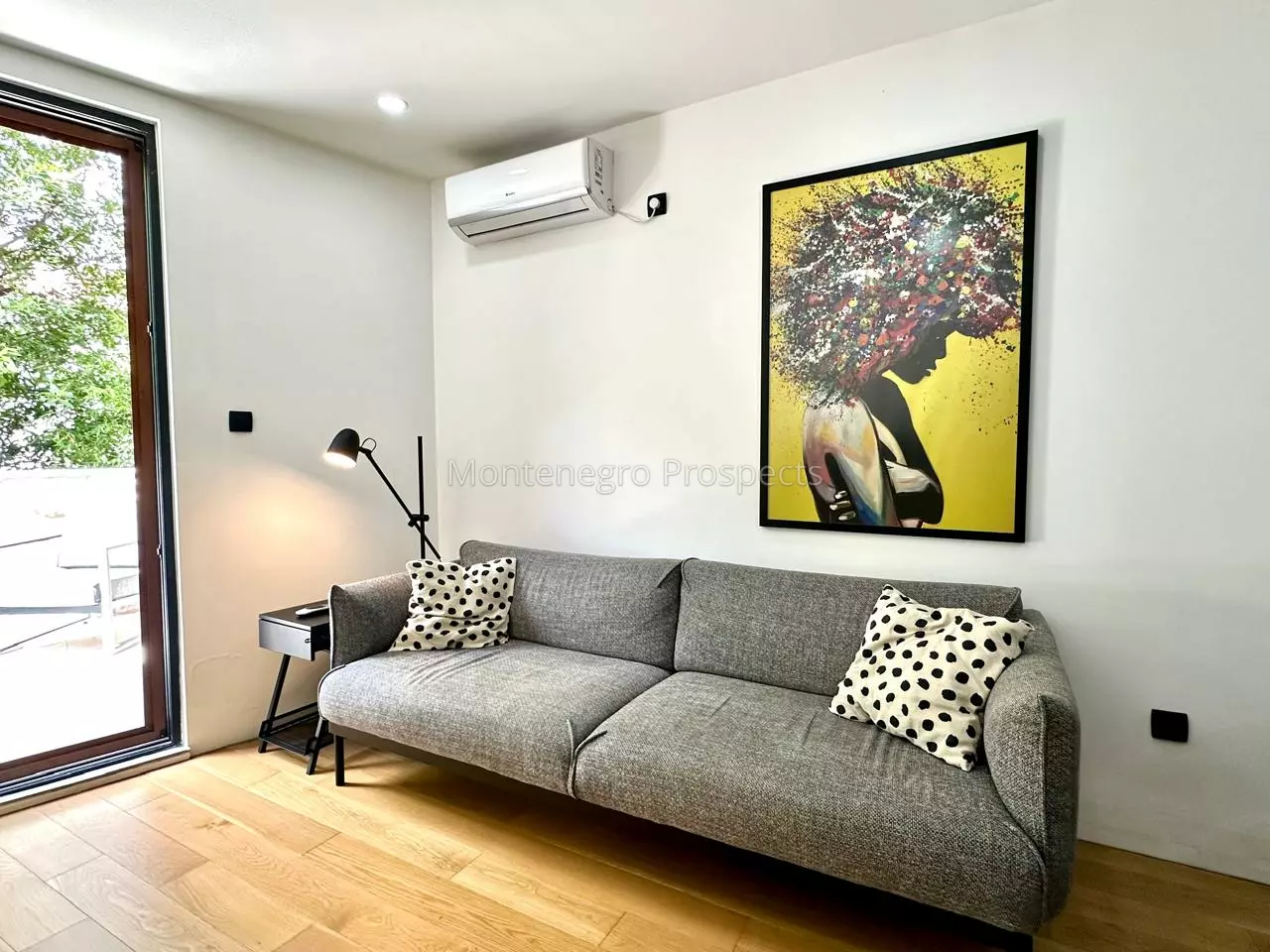 14188 modern apartment in tivat 14