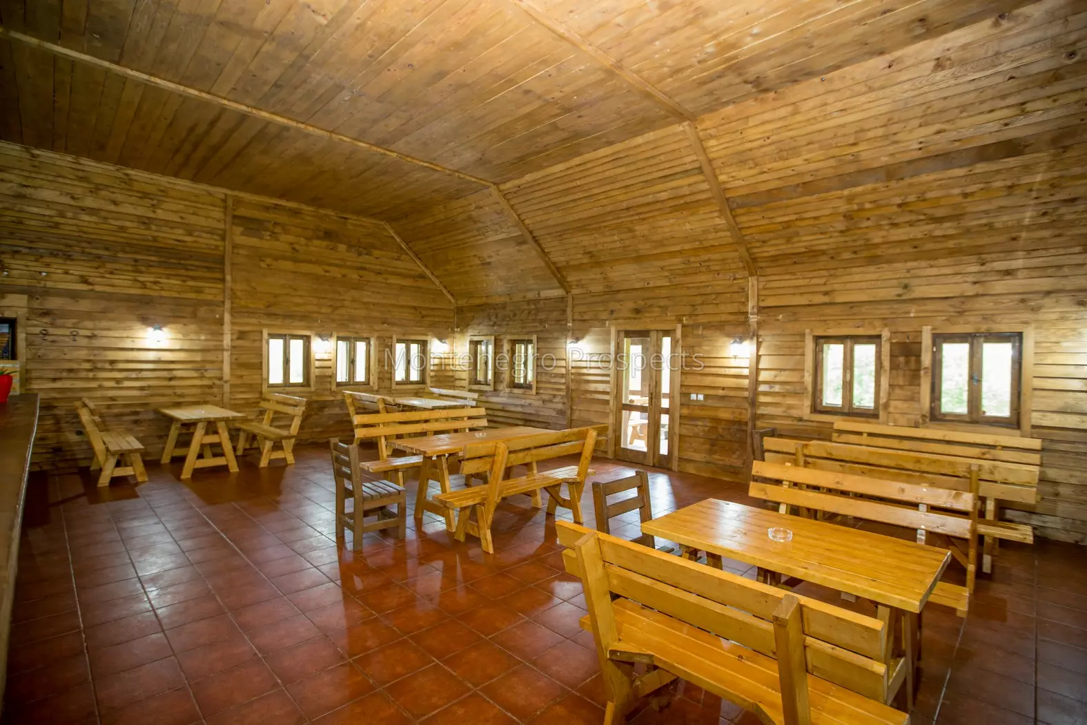 Ethno village 13848 24 1575x1050