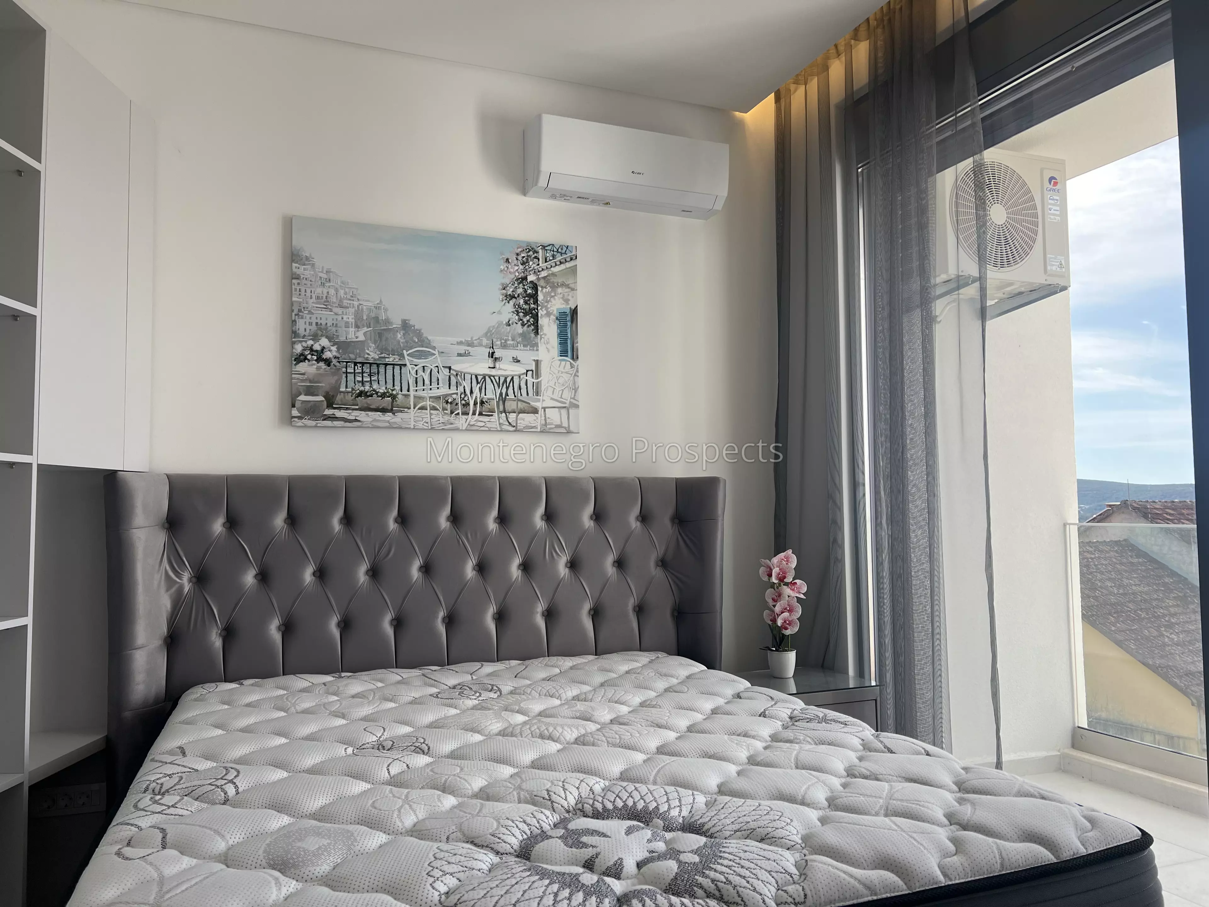 Modern two bedroom apartment with sea views in tivat 13850 7