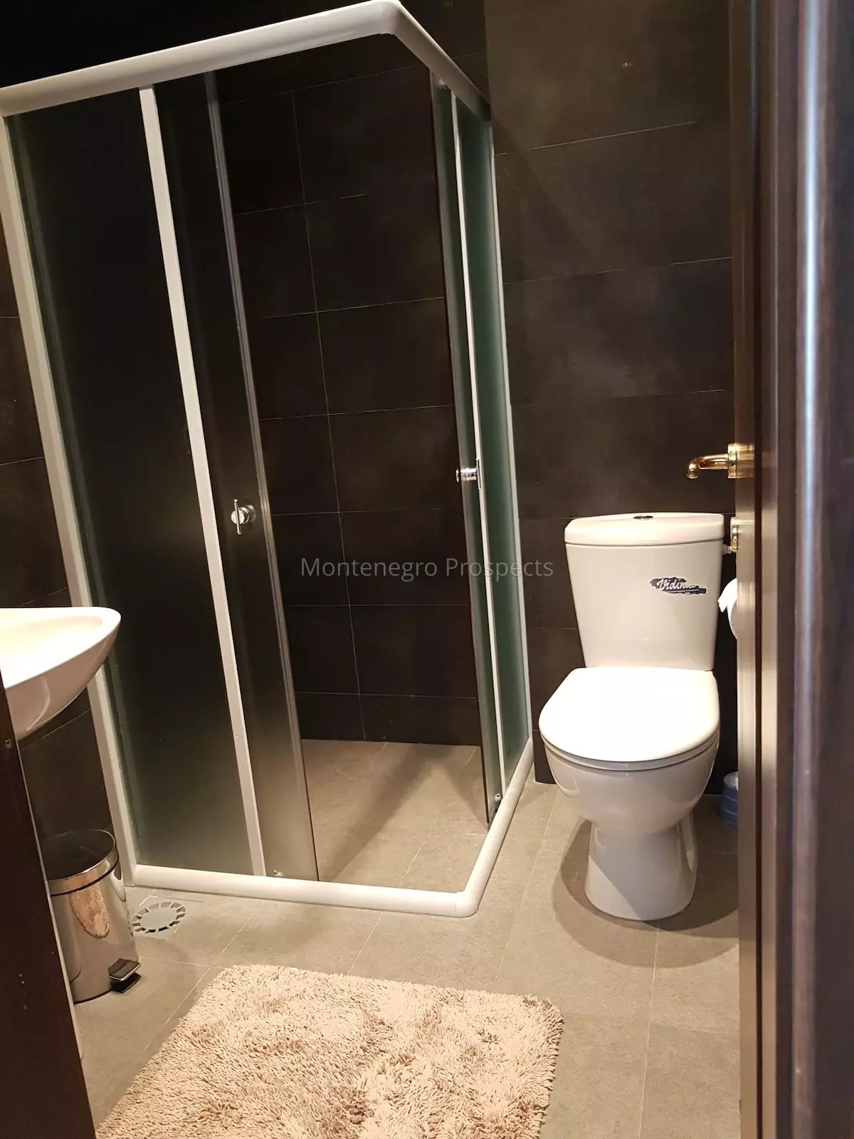 Two bedroom apartment with stunning views in muo kotor 13851 3