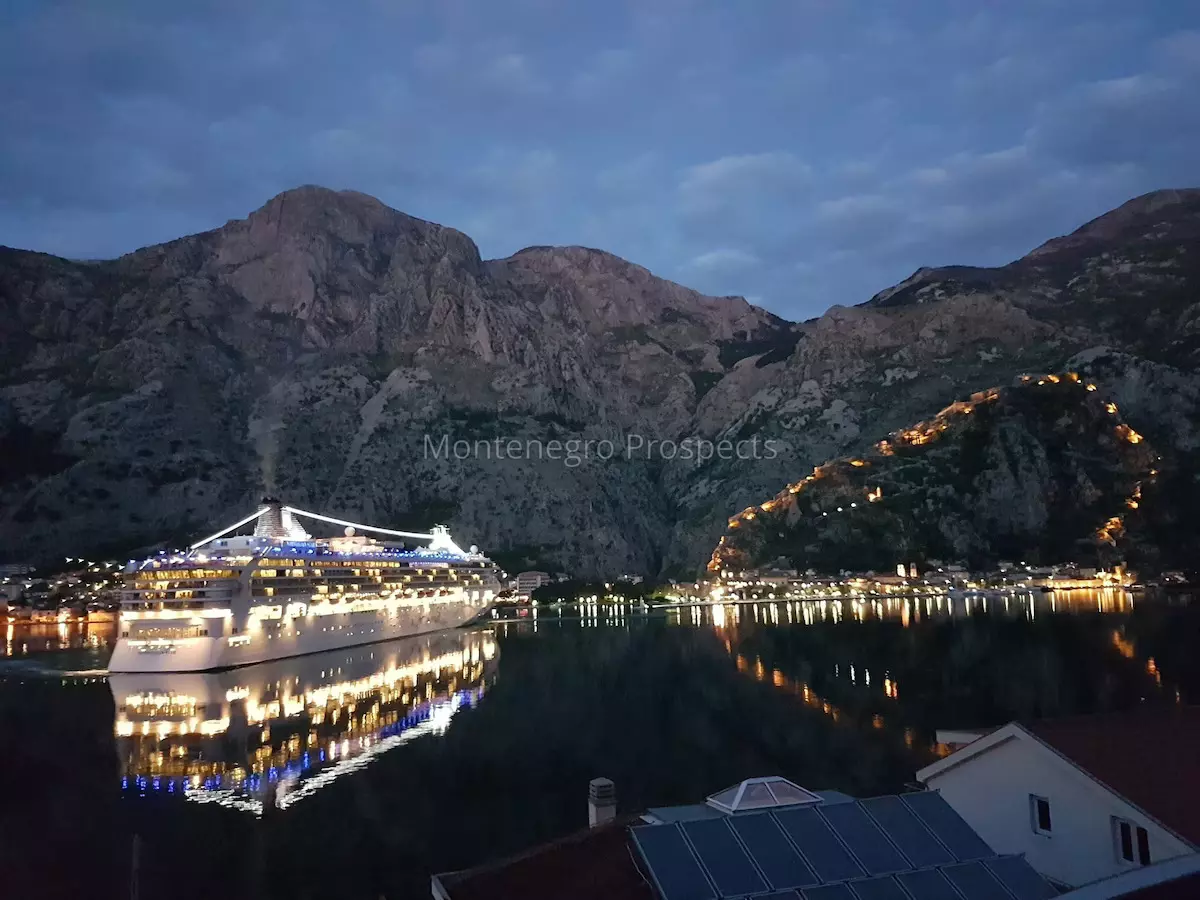 Two bedroom apartment with stunning views in muo kotor 13851 9