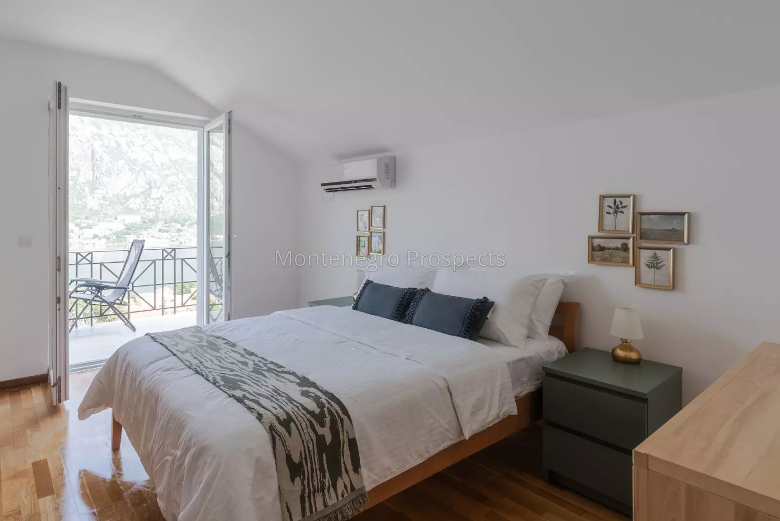 Two bedroom apartment with sea views in prcanj kotor bay 13854 11