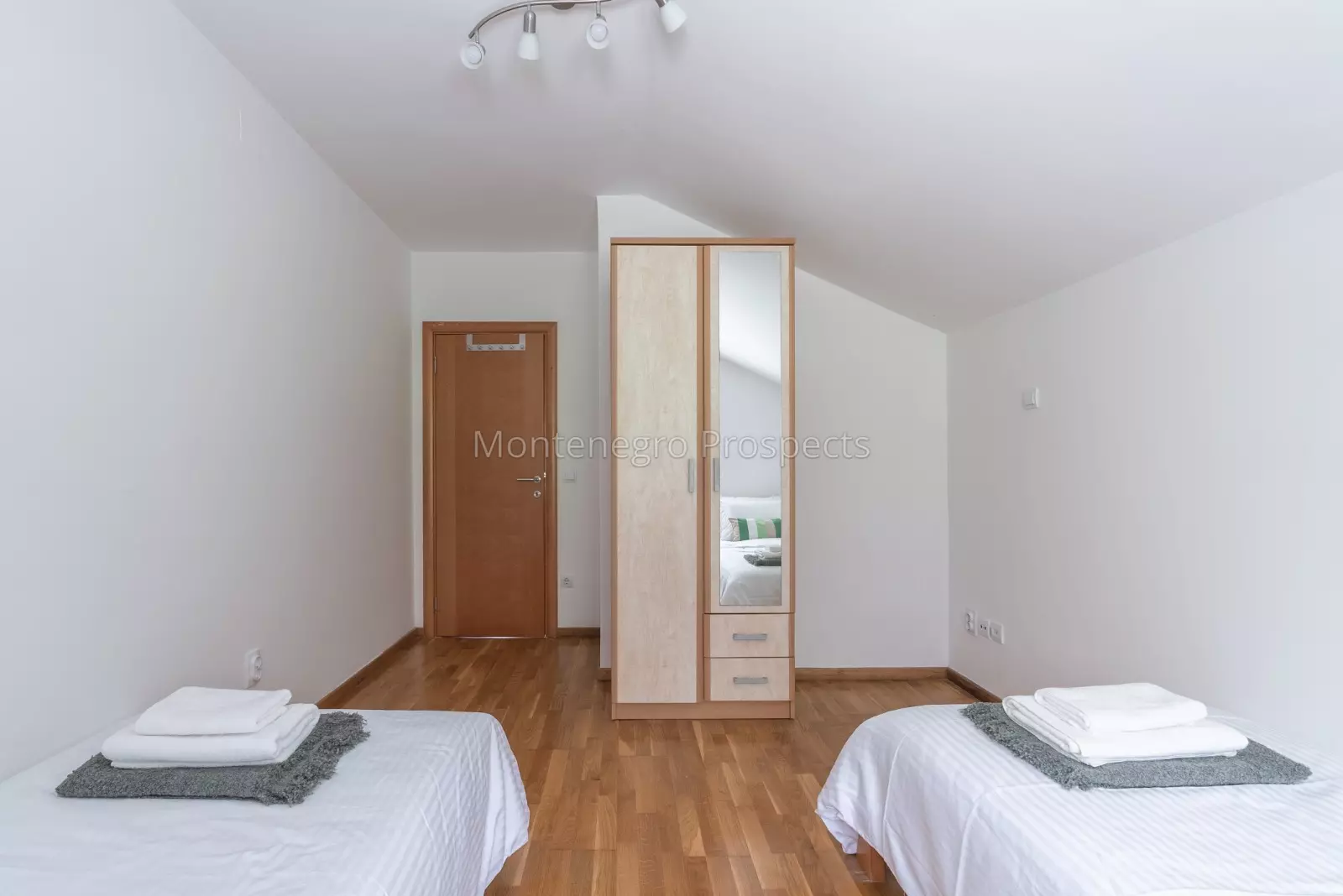 Two bedroom apartment with sea views in prcanj kotor bay 13854 6