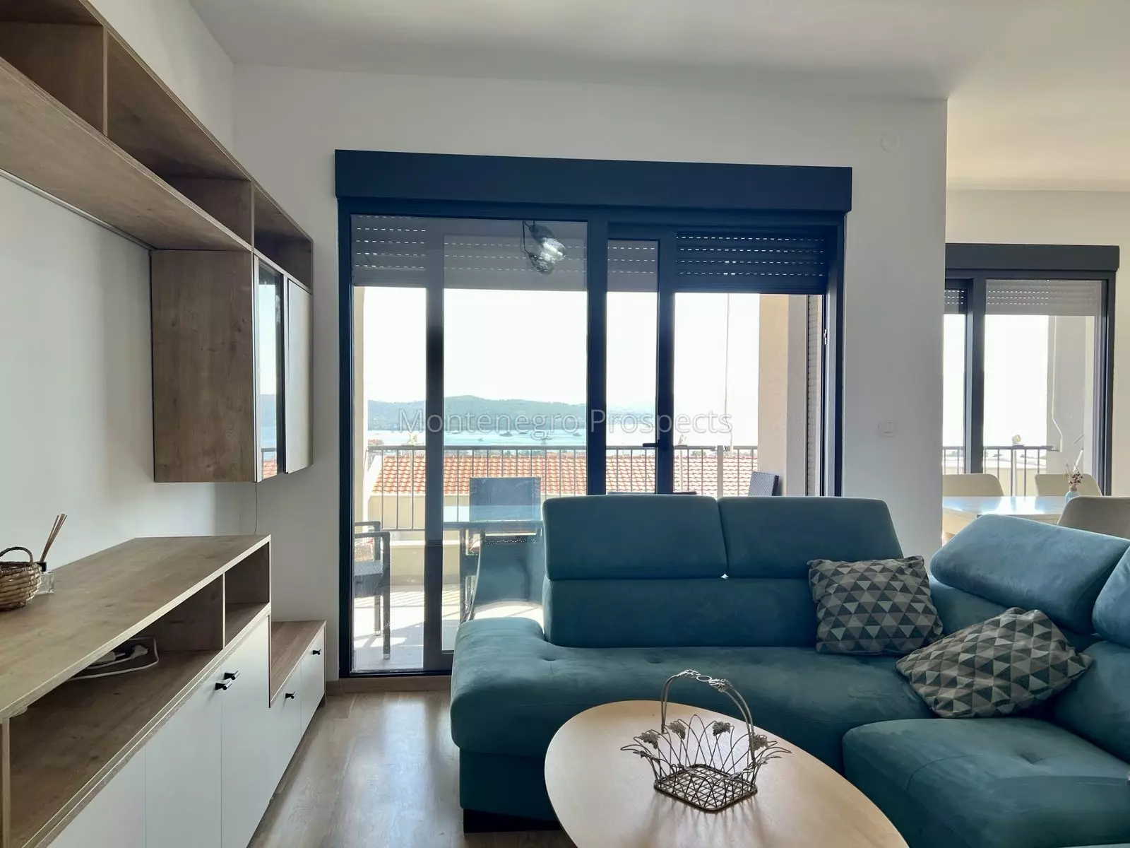 Two bedroom apartment with sea views in tivat 13857 5