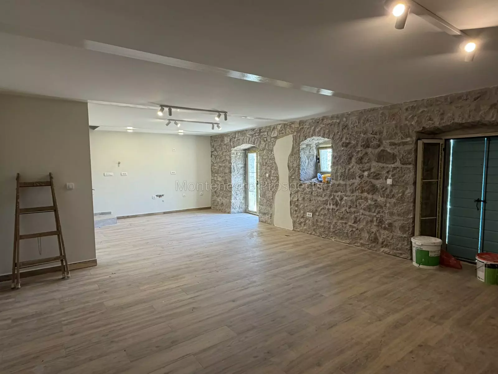 Beautifully renovated old stone house in zagora 11235 1