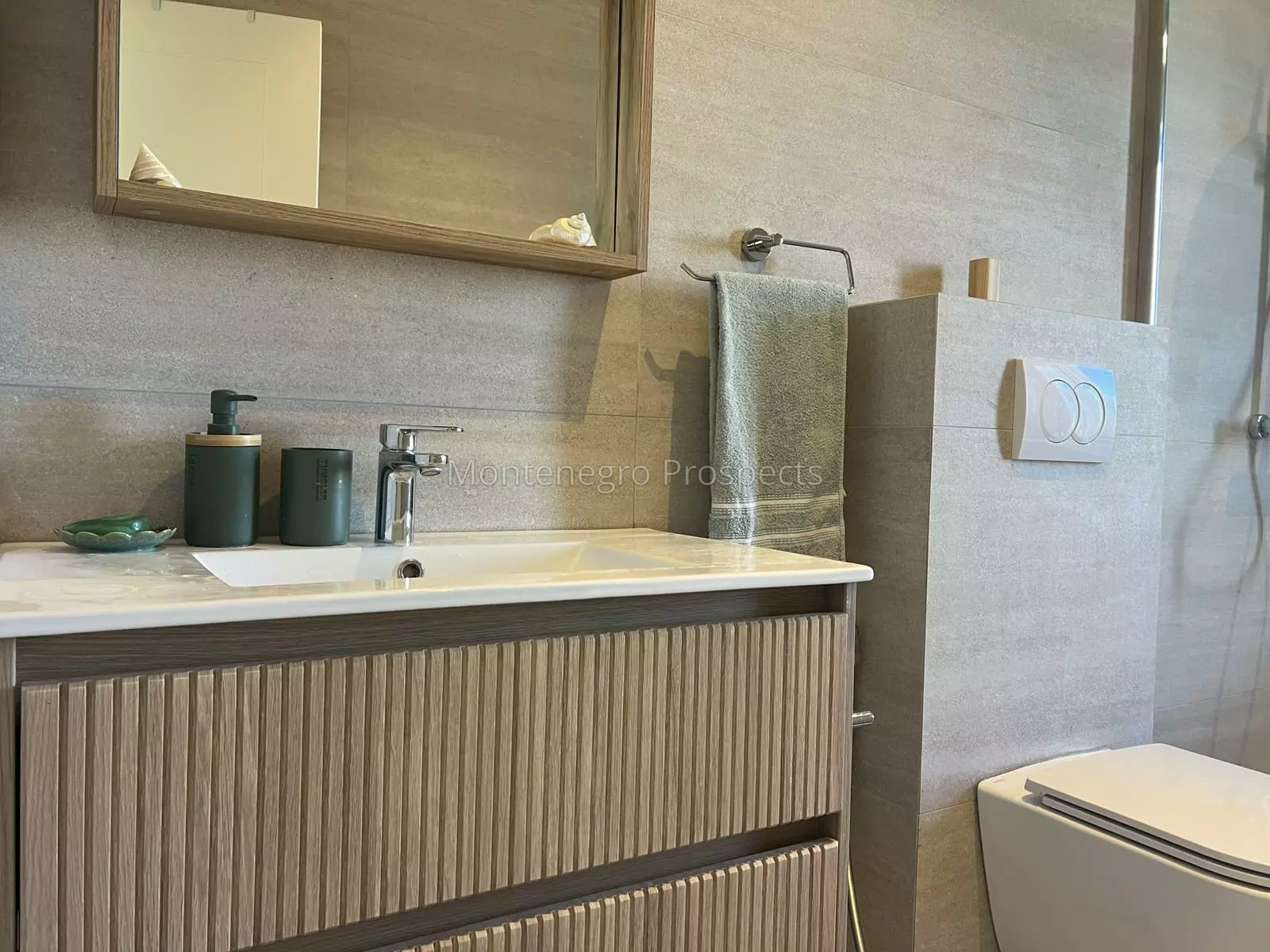 Newly built luxury villa located in kavac 13860 18