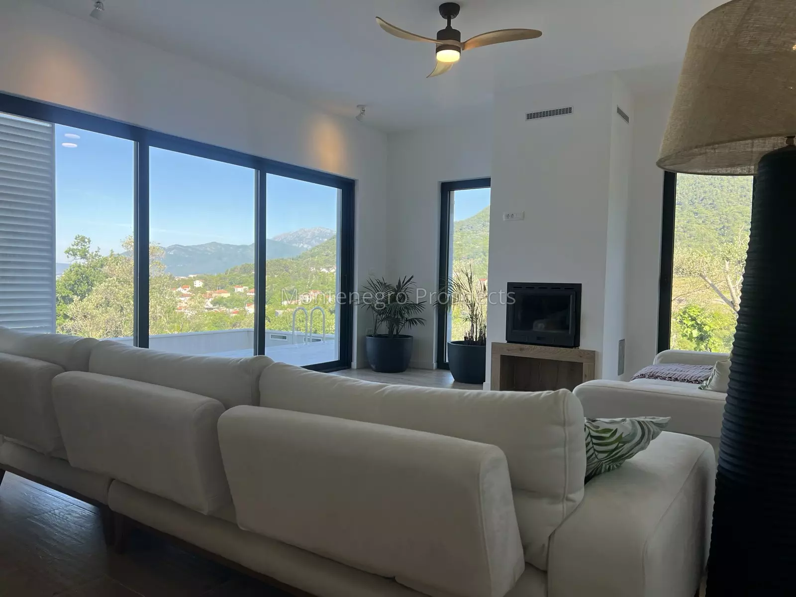 Newly built luxury villa located in kavac 13860 28