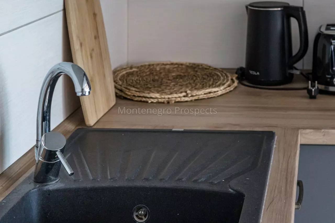 Two bedroom apartment with garage and panoramic sea view on the waterfront   kostanjica kotor 13791 17