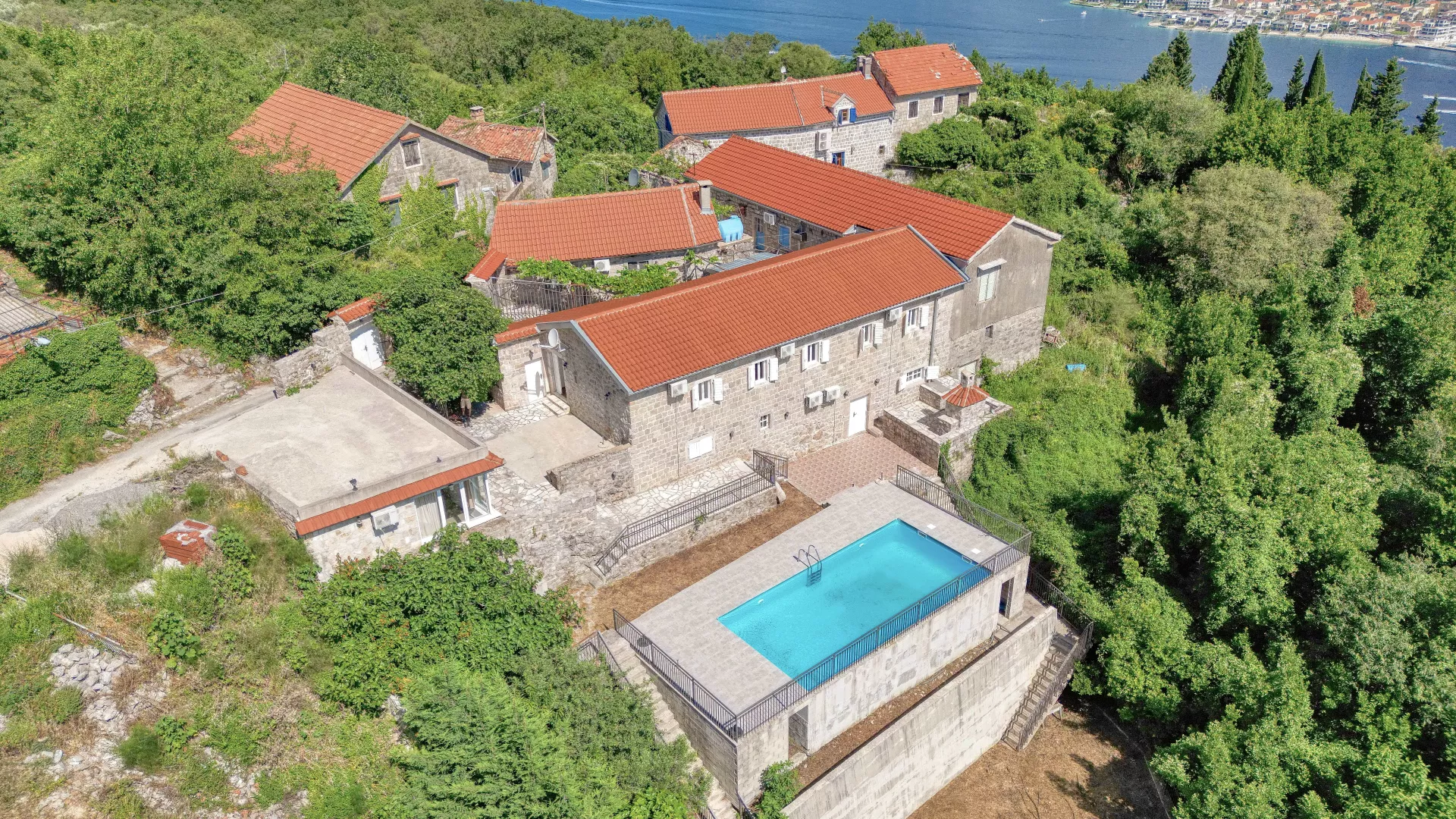 14111 villa in zabrde for sale 1 of 1