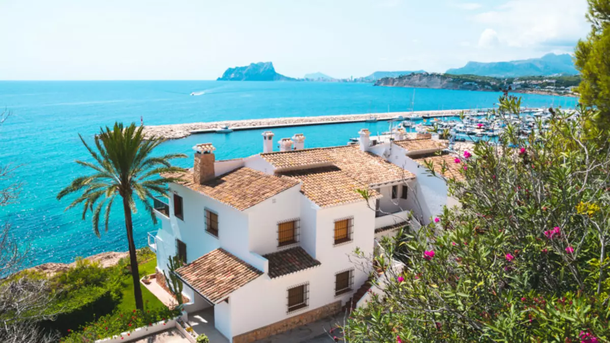 Explore frontline properties